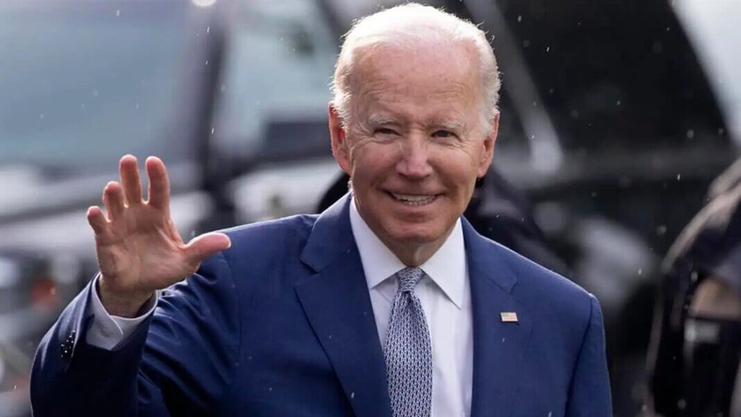 Daily Mail readers criticized Biden after his visit to Kyiv - OSN
