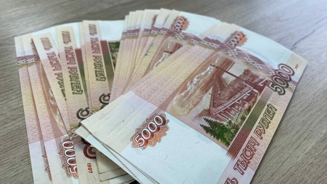 Олигархи из Украины скрывают свои деньги в Крыму