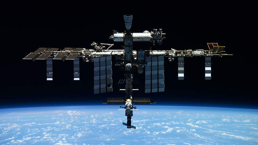ISS orbit increased by 3.2 km before Soyuz MS-22 landing
