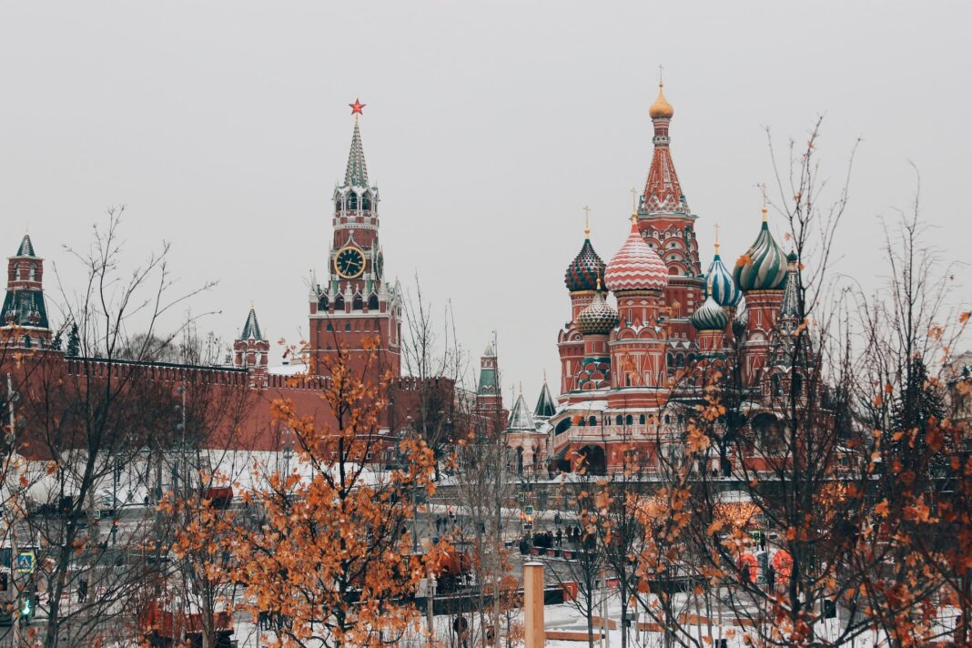 Sports blogger Nikita Kovalchuk explained why he doesn't miss Russia
