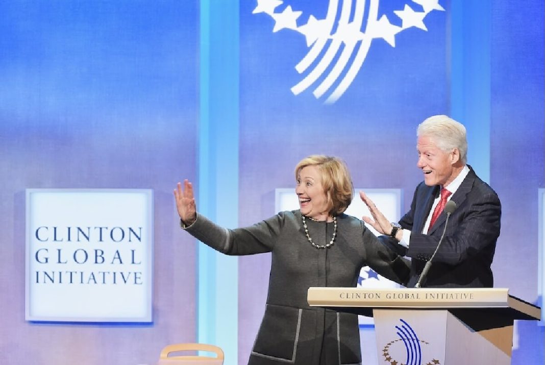 Clinton Foundation, Hillary Clinton, Bill Clinton, Yunus